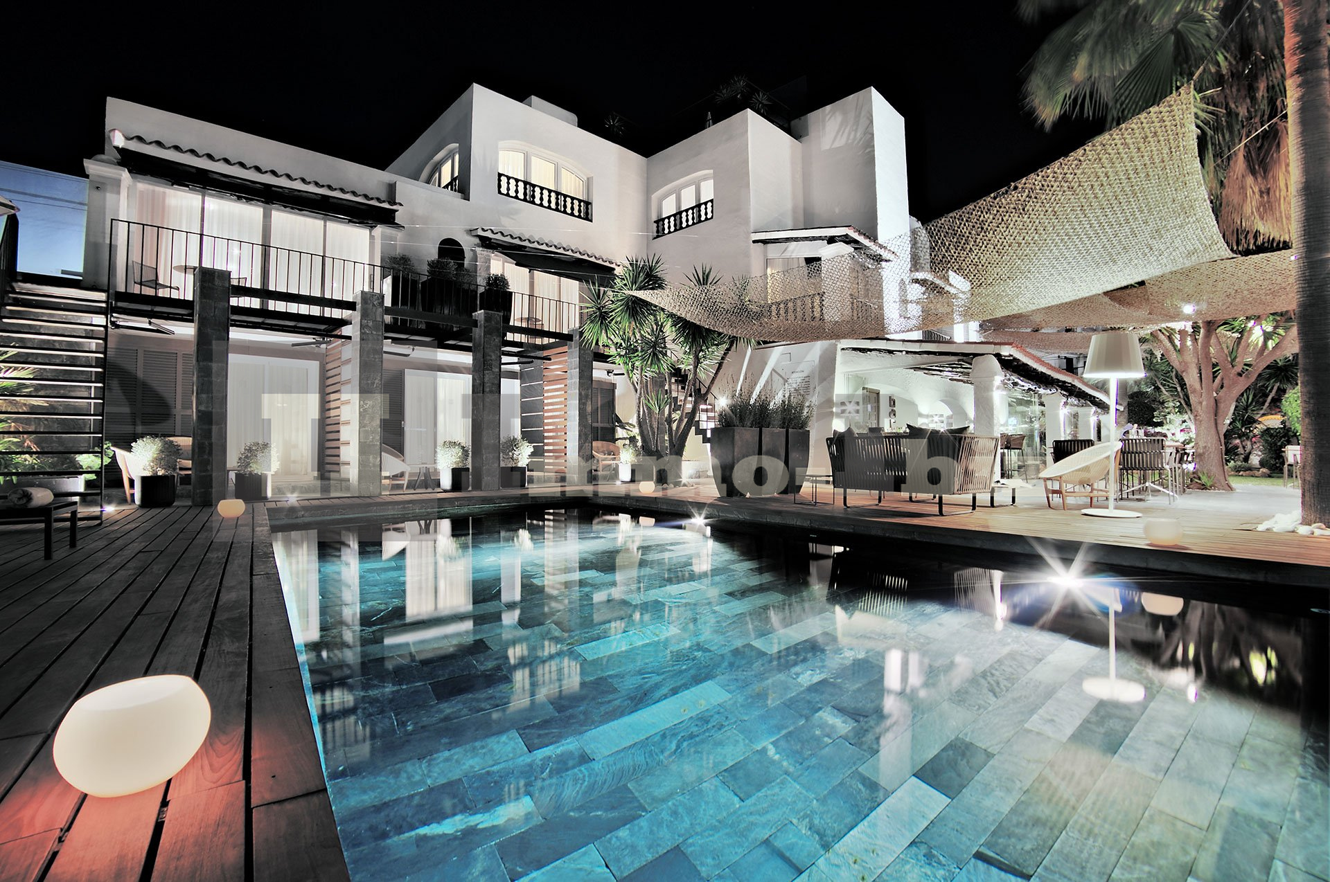 Luxury Boutique Hotel with Spa nearby Beaches