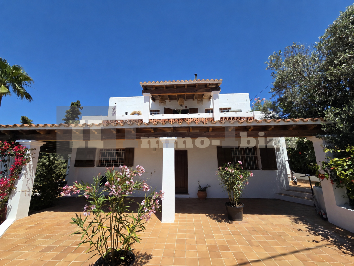 Large Villa with Tourist-License ❗