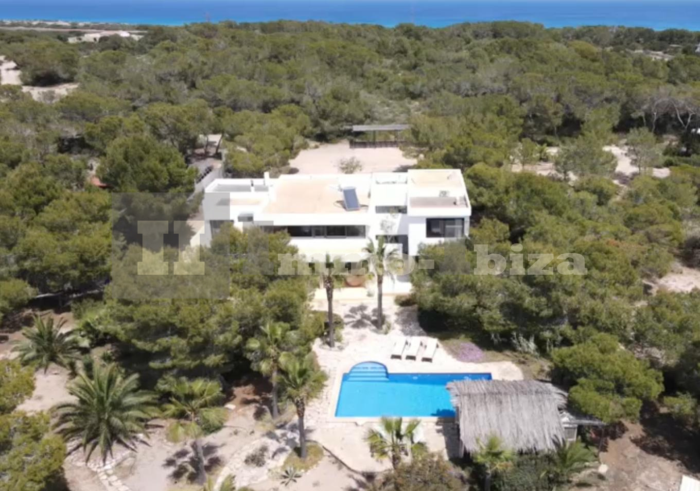 Formentera Villa with T-License at Playa Migjorn